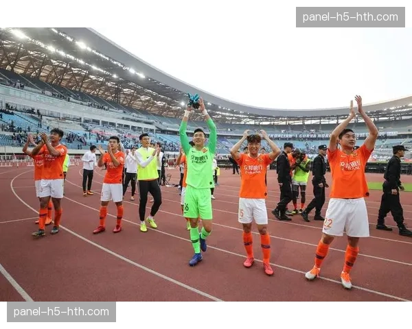 深度复盘：河南队三中卫体系如何零封武汉三镇